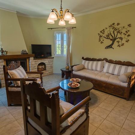 Villa Antia Metaxata ภายนอก รูปภาพ