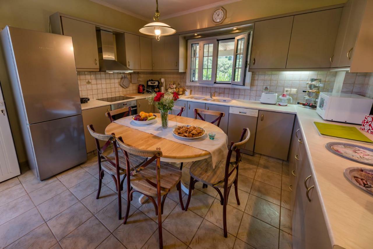 Villa Antia Metaxata ภายนอก รูปภาพ