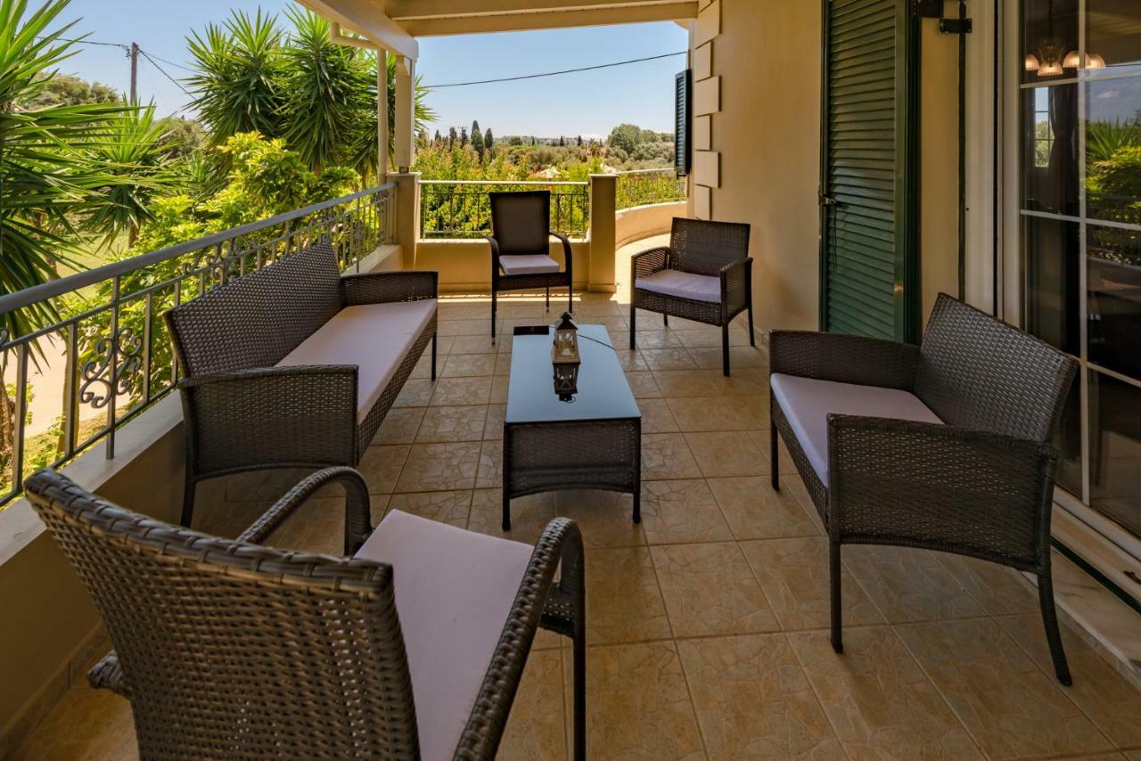 Villa Antia Metaxata ภายนอก รูปภาพ
